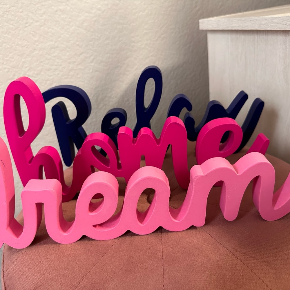 Pink Home Decor Signs - Home, Relax, Dreams